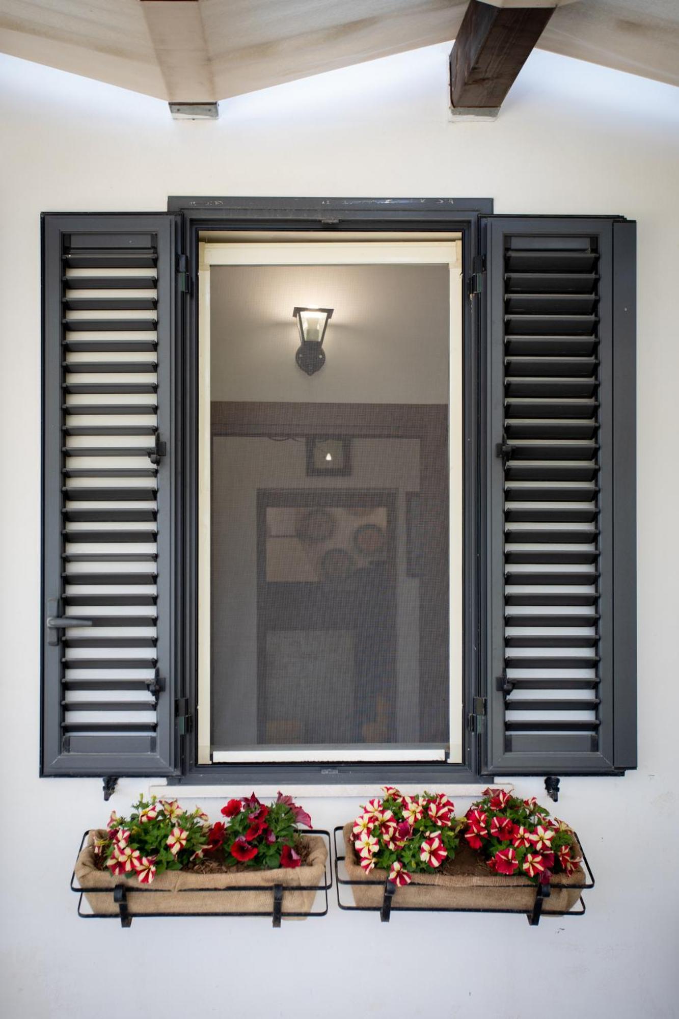 Beb Nonno Baffo Bed & Breakfast Avola Luaran gambar